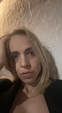 Snapshot of Annelibre chatting on December 2024 09:44:02 PM Annelibre online show from December 2024 09:44:02 PM