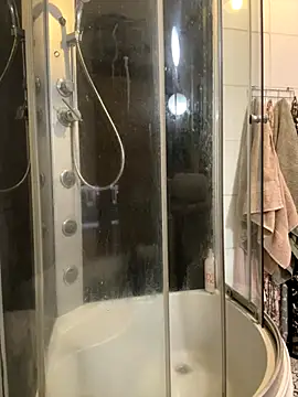 Snapshot of Yanacool007 chatting on October 2025 08:16:02 PM Yanacool007 online show from October 2025 08:16:02 PM