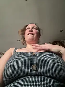 Yanacool007 online show from February 2026 01:07:02 PM