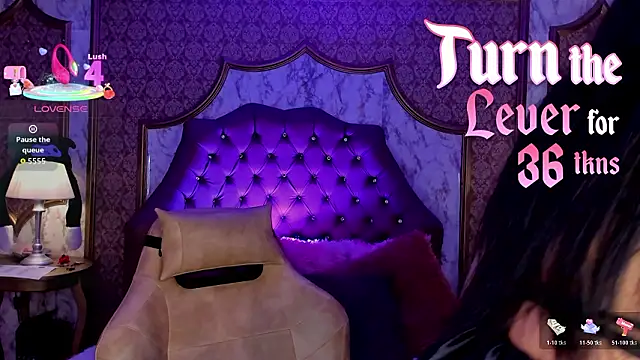 SoffiQueen online show from March 2026 02:20:01 PM