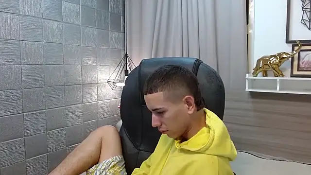 JackSwan18 online show from December 2025 06:25:02 PM