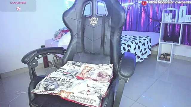 Snapshot of jonson- chatting on February 2025 07:11:01 AM jonson- online show from February 2025 07:11:01 AM