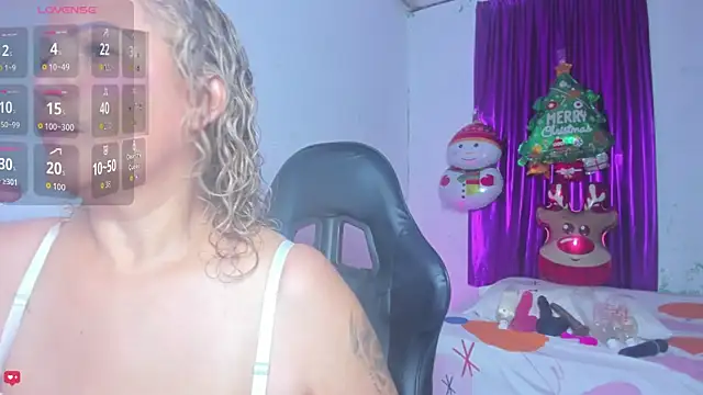 Snapshot of jonson- chatting on December 2025 10:27:02 PM jonson- online show from December 2025 10:27:02 PM