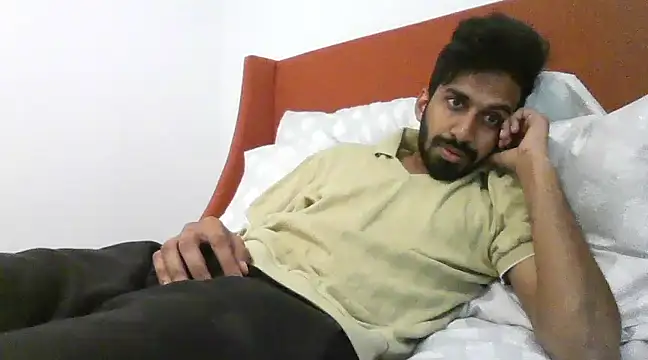 skinny  boy   online show from December 2024 07:03:02 PM