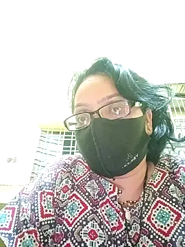 heenage online show from February 2025 05:37:01 PM