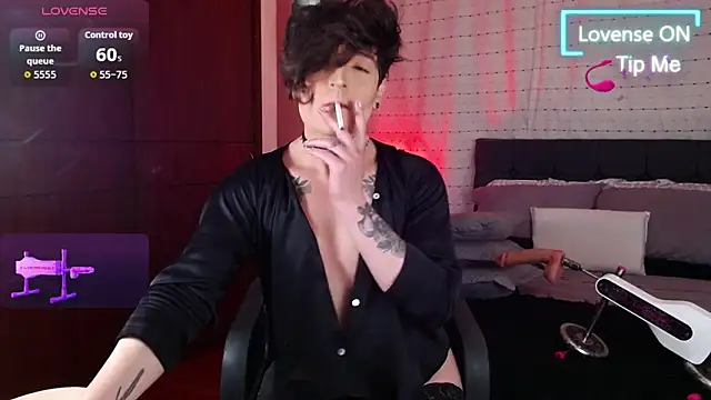 Hornymoan online show from June 2026 10:44:02 PM