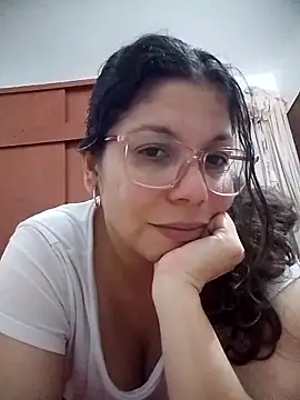 Carliina Soussa online show from April 2026 11:33:02 PM