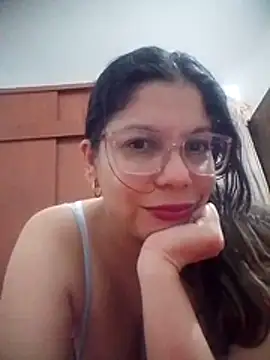 Carliina Soussa online show from June 2026 03:30:02 AM