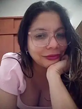 Snapshot of Carliina_Soussa chatting on June 2026 01:18:02 AM Carliina Soussa online show from June 2026 01:18:02 AM