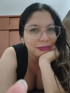 Snapshot of Carliina_Soussa chatting on July 2026 10:49:02 PM Carliina Soussa online show from July 2026 10:49:02 PM