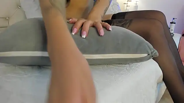 Clarisse28 online show from January 2025 09:51:02 PM