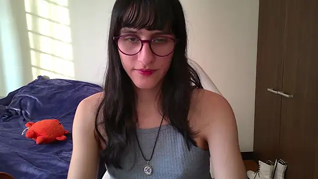 Snapshot of Alice_love29 chatting on January 2025 10:23:01 PM Alice love29 online show from January 2025 10:23:01 PM