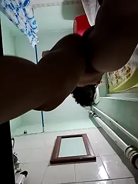 Snapshot of MikaKors chatting on December 2024 03:25:02 AM MikaKors online show from December 2024 03:25:02 AM