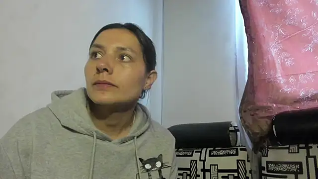 Nathaly love96 online show from July 2026 07:29:01 PM
