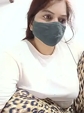 Snapshot of illay_love chatting on June 2026 07:05:01 PM illay love online show from June 2026 07:05:01 PM