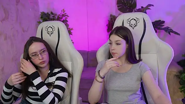 Beatrice 054 online show from January 2025 08:12:01 PM