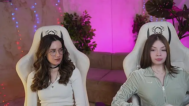 Beatrice 054 online show from February 2025 11:32:02 AM