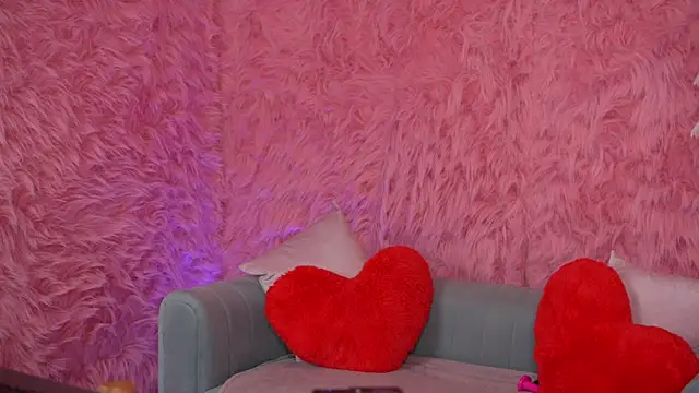 Snapshot of MayaRayy chatting on March 2026 03:07:02 PM MayaRayy online show from March 2026 03:07:02 PM