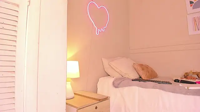 zoe sky  online show from November 2025 12:05:02 PM