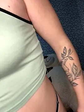 Tatti-Go online show from November 2025 05:00:02 PM