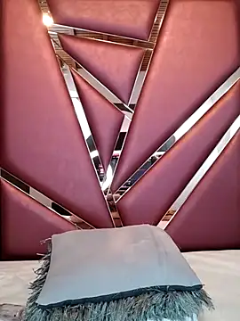 Adel Nesbiit online show from February 2025 10:32:01 PM