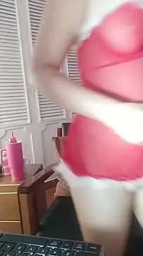 Adel Nesbiit online show from December 2025 07:41:01 PM