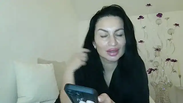 Helena7077 online show from January 2025 11:40:01 PM