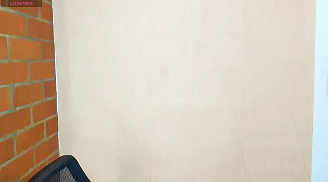 Leandro valenzuela online show from February 2025 02:09:02 PM