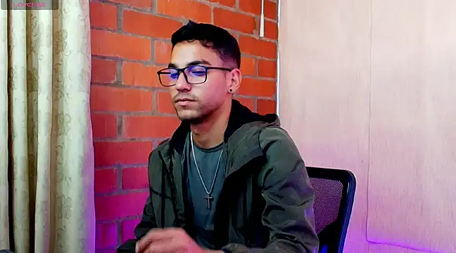 Leandro valenzuela online show from March 2025 09:27:01 PM