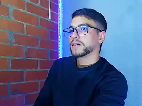 Leandro valenzuela online show from September 2025 09:59:02 PM