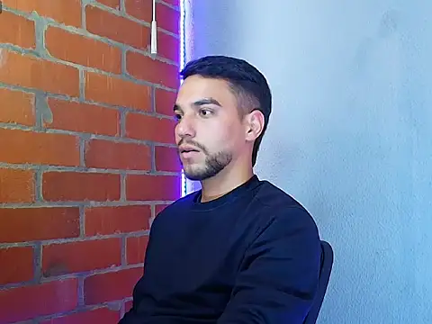 Leandro valenzuela online show from September 2025 08:54:01 PM