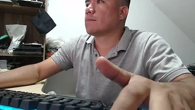 Jhonatan Morales S online show from November 2025 01:11:02 PM