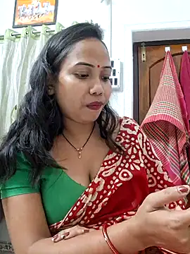 Snapshot of DREAM_GIRL-30 chatting on February 2025 12:58:02 PM DREAM GIRL-30 online show from February 2025 12:58:02 PM