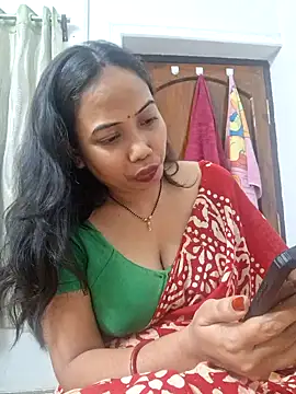 Snapshot of DREAM_GIRL-30 chatting on February 2025 12:21:02 PM DREAM GIRL-30 online show from February 2025 12:21:02 PM