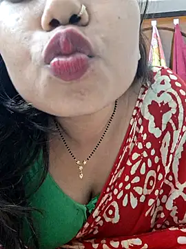 Snapshot of DREAM_GIRL-30 chatting on February 2025 01:24:01 PM DREAM GIRL-30 online show from February 2025 01:24:01 PM