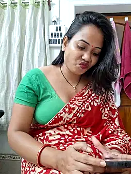 Snapshot of DREAM_GIRL-30 chatting on February 2025 12:37:01 PM DREAM GIRL-30 online show from February 2025 12:37:01 PM