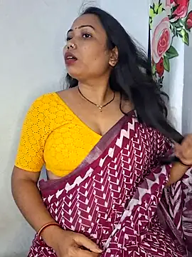 Snapshot of DREAM_GIRL-30 chatting on November 2025 06:59:02 AM DREAM GIRL-30 online show from November 2025 06:59:02 AM