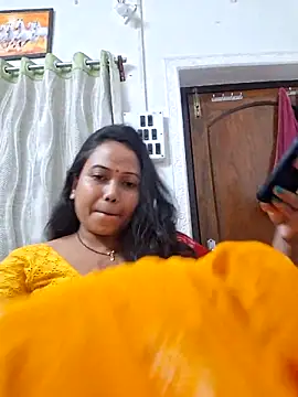 Snapshot of DREAM_GIRL-30 chatting on November 2025 12:49:02 PM DREAM GIRL-30 online show from November 2025 12:49:02 PM