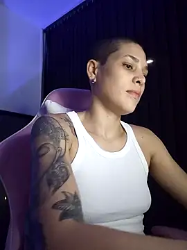 Snapshot of Charlee_pink chatting on December 2024 08:11:02 AM Charlee pink online show from December 2024 08:11:02 AM