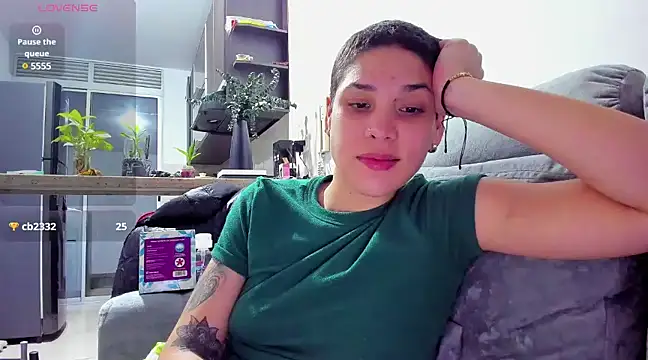 Snapshot of Charlee_pink chatting on February 2025 08:43:02 AM Charlee pink online show from February 2025 08:43:02 AM