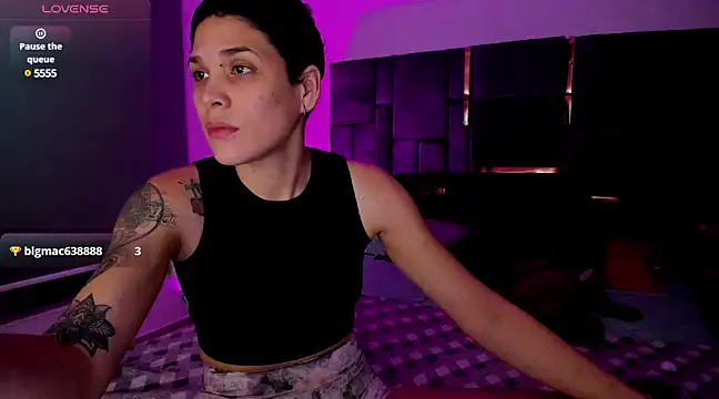 Snapshot of Charlee_pink chatting on March 2025 06:24:01 AM Charlee pink online show from March 2025 06:24:01 AM