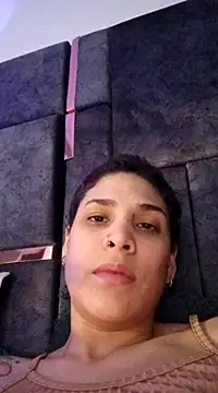 Snapshot of Charlee_pink chatting on March 2025 04:10:01 AM Charlee pink online show from March 2025 04:10:01 AM