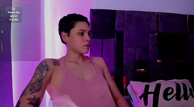 Snapshot of Charlee_pink chatting on March 2025 08:22:01 PM Charlee pink online show from March 2025 08:22:01 PM