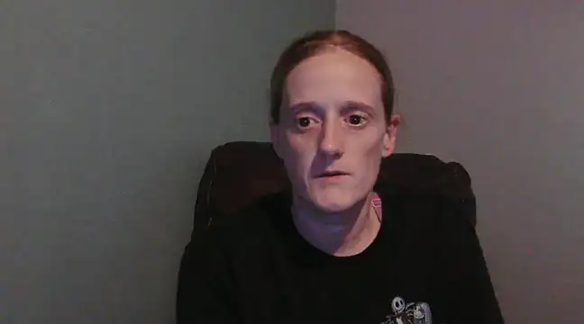 Snapshot of Sexyredhead89 chatting on February 2025 04:17:02 AM Sexyredhead89 online show from February 2025 04:17:02 AM