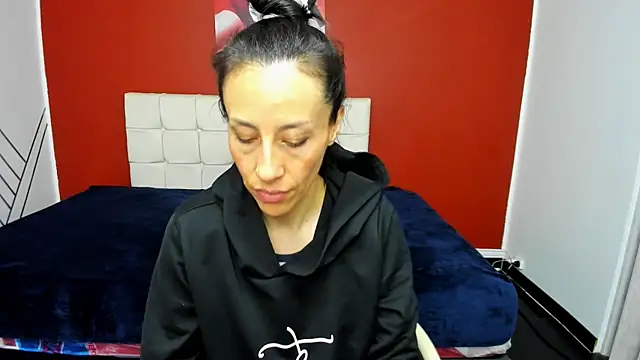 Snapshot of Abrillee1 chatting on January 2025 12:07:01 AM Abrillee1 online show from January 2025 12:07:01 AM