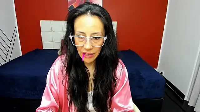 Snapshot of Abrillee1 chatting on January 2025 10:44:02 PM Abrillee1 online show from January 2025 10:44:02 PM