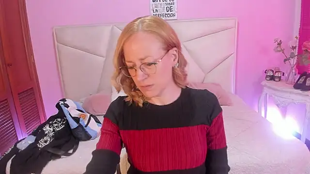 Snapshot of SammySanders chatting on November 2025 03:55:01 PM SammySanders online show from November 2025 03:55:01 PM