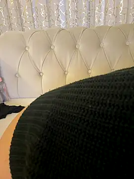 Snapshot of asikiz7771 chatting on October 2025 01:52:02 AM asikiz7771 online show from October 2025 01:52:02 AM