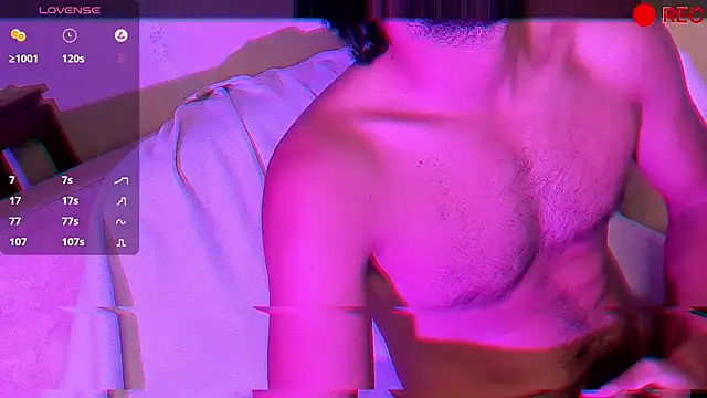 Nicholasrodrii online show from December 2024 04:48:02 AM