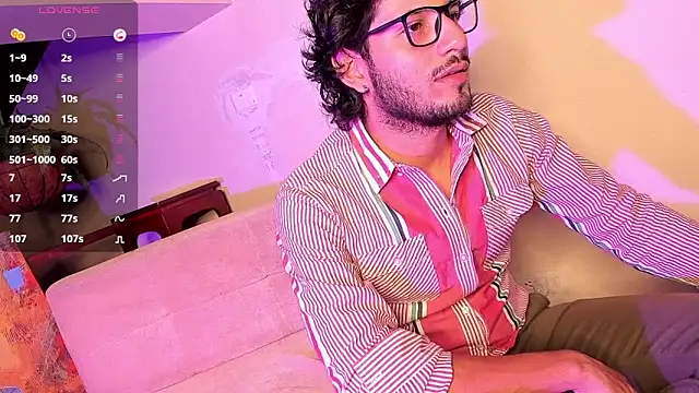 Nicholasrodrii online show from December 2024 01:47:01 AM